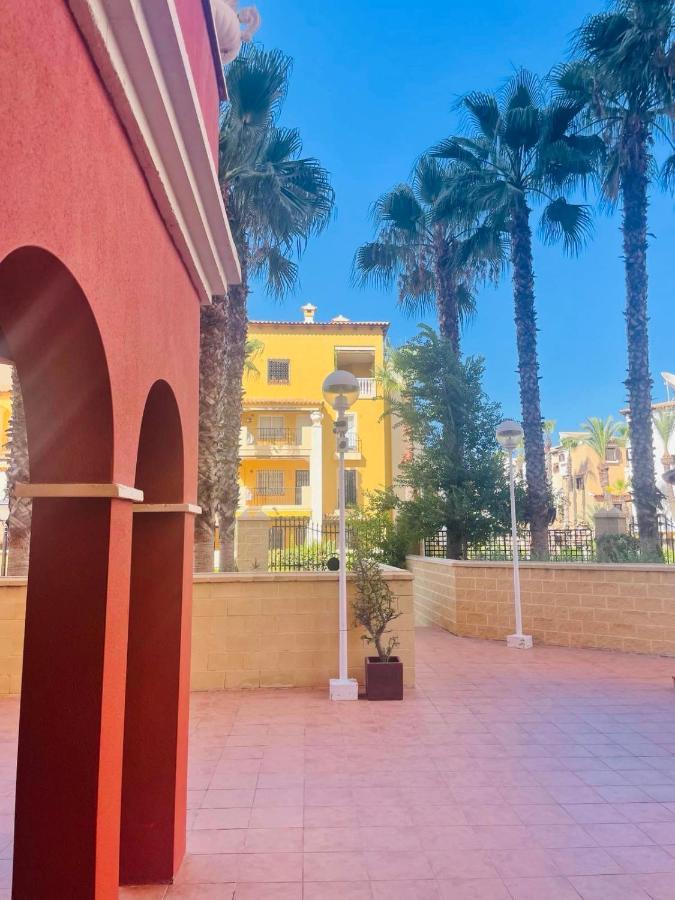 Beach Apartament In Torrevieja Exterior foto